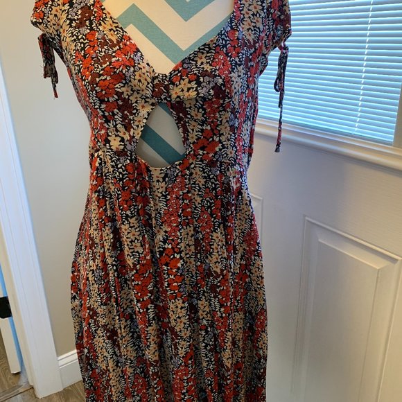 Free People Dresses & Skirts - FREE PEOPLE ladies dress